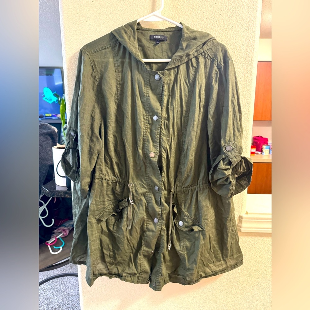 Torrid size 2, thin shirt with hood green